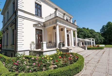 Pałac Rozalin - wyjątkowy obiekt na konferencję pod Warszawą