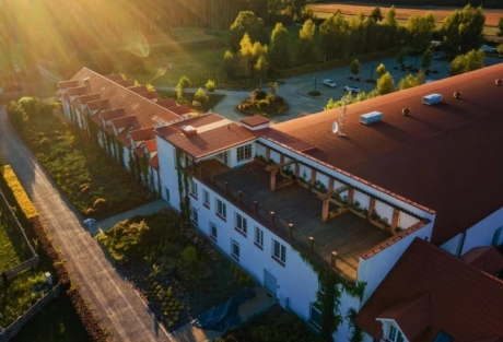 Hotel 4-gwiazdkowy w województwie mazowieckim - Santa Natura Resort&SPA z nowoczesnym zapleczem konferencyjnym