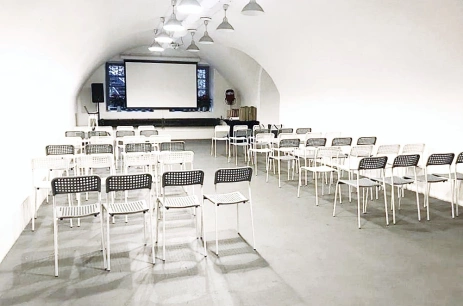 Sala konferencyjna Sala konferencyjna A w Pół na Pół Warszawa