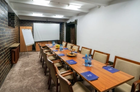 Sala konferencyjna Sala konferencyjna 3 (Telimena) mała w Zespół Pensjonatów Dolina Białego Zakopane