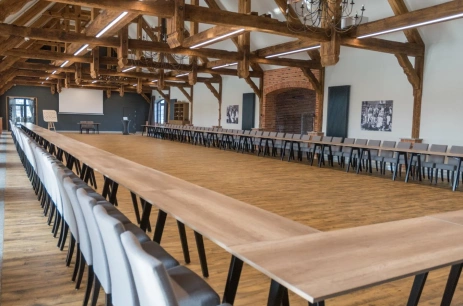 Sala konferencyjna Stodoła w Ostoja Chobienice Siedlec
