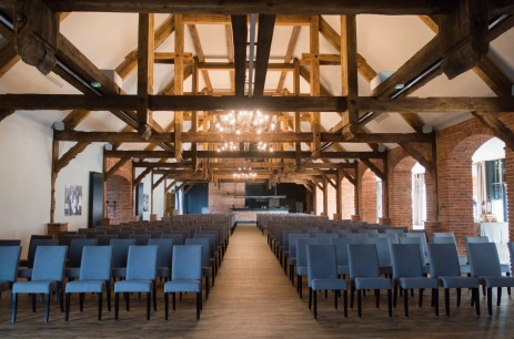 Sala konferencyjna Stodoła w Ostoja Chobienice Siedlec