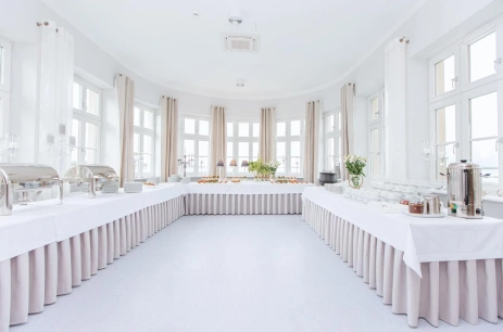 Sala konferencyjna Weranda - sala bufetowa  w Nad Wodą Szczecin