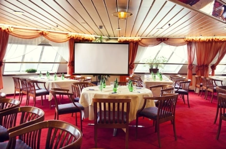 Sala konferencyjna Sala Restauracyjna Royal (Polonia) w UNITY LINE Linie Promowe Polska - Szwecja Szczecin