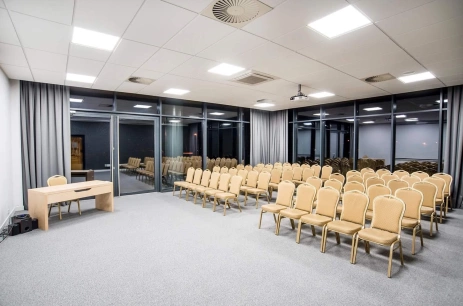 Sala konferencyjna Sala Przeszklona D w Hotel BoniFaCio SPA & Sport Resort Sochocin