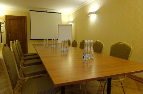 Sala konferencyjna Mała Sala w Hotel i Restauracja „DWA KSIĘŻYCE” Kazimierz Dolny