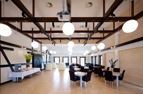 Sala konferencyjna Sala eventowa w Restauracja Roda Tokary