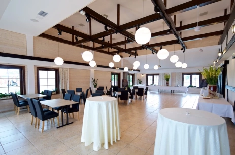 Sala konferencyjna Sala eventowa w Restauracja Roda Tokary