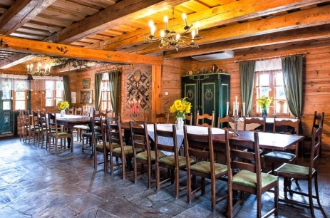 Sala konferencyjna Sala w Bielonym Dworku w Pensjonat Uroczysko Zaborek Janów Podlaski