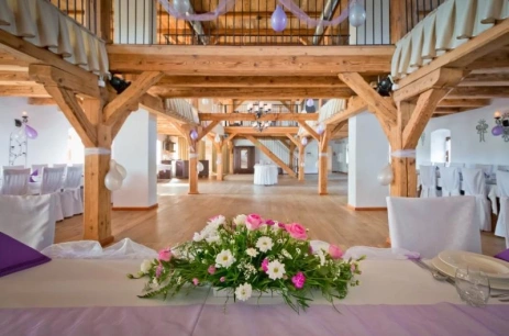 Sala konferencyjna Sala biesiadna, dwupoziomowa w Hotel Zamkowy Młyn - Krapkowice Krapkowice