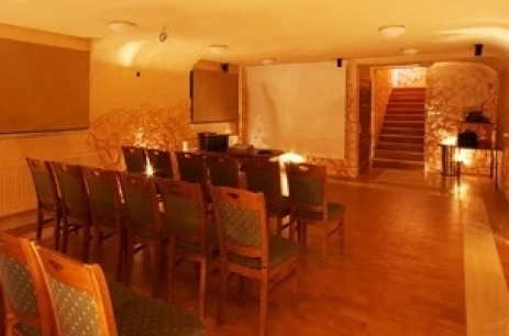 Sala konferencyjna Sala Kameralna w Hotel Niedźwiadek Wdzydze Kiszewskie