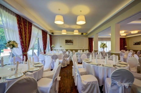 Sala konferencyjna Sala Parkowa w Biały Pałac Palczew Warka