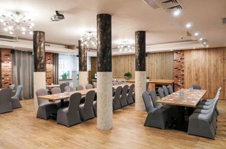 Sala konferencyjna Kolumnowa w HOTEL WILGA*** Kraków