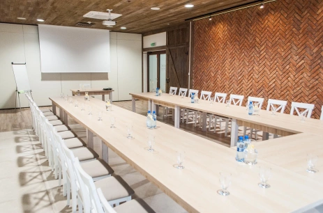 Sala konferencyjna Sala Biała w Górecznik Karczma & Hotel Przygodzice