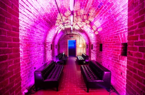 Sala konferencyjna Kaponiery w Centrum Sztuki FORT Sokolnickiego Warszawa