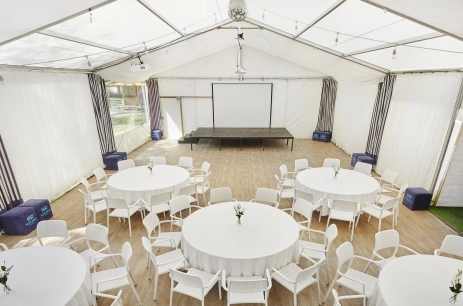 Sala konferencyjna Namiot Bakietowy w Klub Mila Kamień Ruciane-Nida