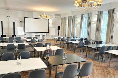 Sala konferencyjna Sala Kominkowa w Samo Centrum Wszechświata - Warsaw Event Space Warszawa