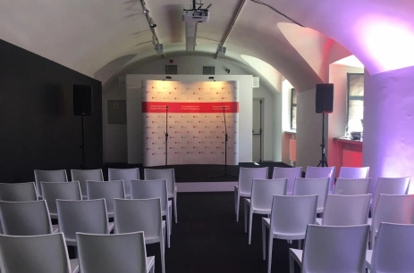 Sala konferencyjna Sala Widowiskowa (Laboratorium) w Centrum Sztuki Współczesnej Zamek Ujazdowski Warszawa