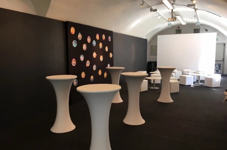 Sala konferencyjna Sala Kolebkowa (Laboratorium) w Centrum Sztuki Współczesnej Zamek Ujazdowski Warszawa