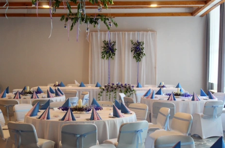 Sala konferencyjna Sala V Pod Dębem w Centrum Wypoczynkowo - Konferencyjne Trzy Jeziora Wieleń Zaobrzański