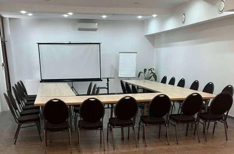 Sala konferencyjna Sala II Leśna w Centrum Wypoczynkowo - Konferencyjne Trzy Jeziora Wieleń Zaobrzański