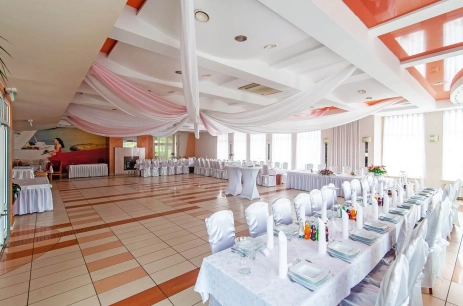 Sala konferencyjna Sala w Pensjonat Restauracja Hawana Brenna