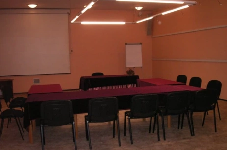 Sala konferencyjna Sala A w Rezydencja Dwa Stawy Murowana Goślina