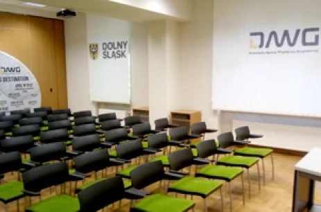Sala konferencyjna SALA WIŚNIOWA w Dolnośląska Agencja Współpracy Gospodarczej Wrocław