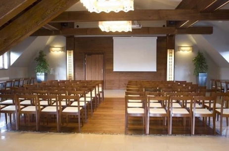 Sala konferencyjna Sala konferencyjna w Centrum Konferencyjno-Wypoczynkowe Hotel *** Vesta Jeleśnia