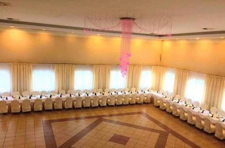 Sala konferencyjna Sala Bankietowa w Gościniec Nad Stawem w Orchowie Gniezno