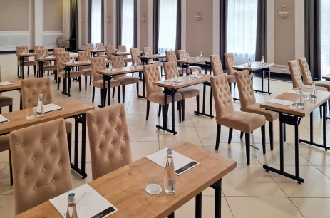 Sala konferencyjna Sala bankietowa A + B w Hotel Avangarda *** Różan