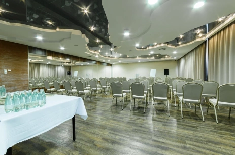 Sala konferencyjna Sala Lustrzana w SANVIT Lake Resort & Spa *** Okuninka