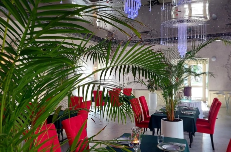 Sala konferencyjna Sala konferencyjno-bankietowa Powozownia w Pałac Dąbrówka  Rawicz