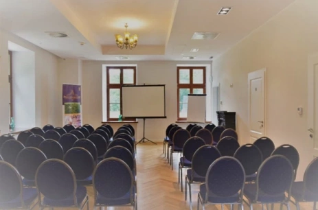Sala konferencyjna Biblioteka w Pałac Wierzbiczany Gniewkowo