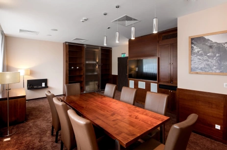 Sala konferencyjna Kominkowa w BUKOVINA Resort Bukowina Tatrzańska