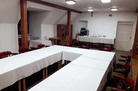 Sala konferencyjna Sala Konferencyjna 2 Biblioteka w Dom Architekta SARP Kazimierz Dolny