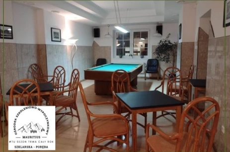 Sala konferencyjna sala rekreacyjna przy kawiarni w Ośrodek Szkolenia Sportu i Rekreacji MAURITIUS Szklarska Poręba