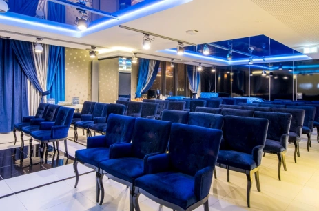 Sala konferencyjna Sala konferencyjna Gold w Varsovia Apartamenty Warszawa