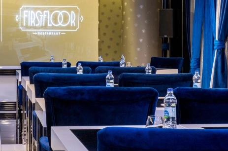 Sala konferencyjna Sala konferencyjna Gold w Varsovia Apartamenty Warszawa