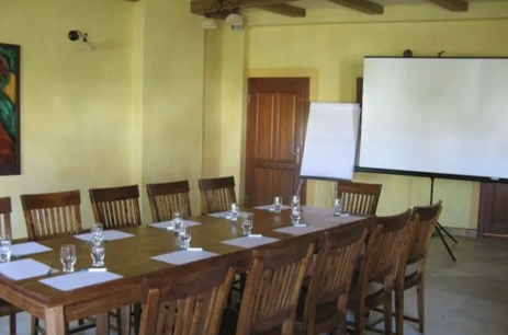 Sala konferencyjna Sala klubowo-konferencyjna w Dworek nad Regą Trzebiatów