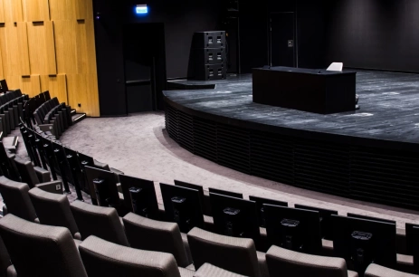 Sala konferencyjna Sala konferencyjna w Muzeum II Wojny Światowej w Gdańsku Gdańsk