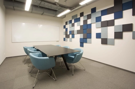 Sala konferencyjna Sala spotkaniowa (max. 6 osób) w Centrum Konferencyjne YouNick Poznań