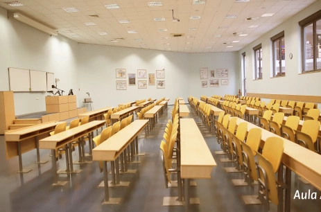 Sala konferencyjna Aula A 0 - 160-200 miejsc w Wydział Zarządzania Uniwersytetu Łódzkiego Łódź