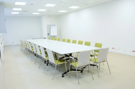 Sala konferencyjna Mała Sala w Centrum Konferencyjno-Wystawienniczym w Centrum Konferencyjno-Wystawiennicze Instytutu Badawczego Leśnictwa Warszawa