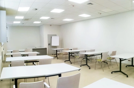 Sala konferencyjna Mała Sala w Centrum Konferencyjno-Wystawienniczym w Centrum Konferencyjno-Wystawiennicze Instytutu Badawczego Leśnictwa Warszawa