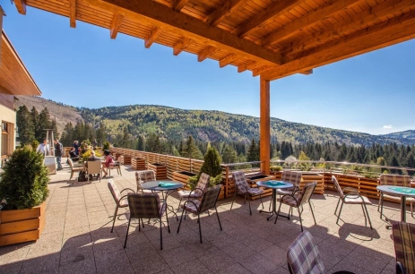 Sala konferencyjna Congress terrace w HOTEL PARTIZÁN**** Congress & Wellness resort - Slovakia Tále - Słowacja