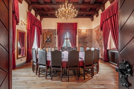 Sala konferencyjna Sala Lustrzana w Zamek w Uniejowie, Dom Pracy Twórczej Uniejów