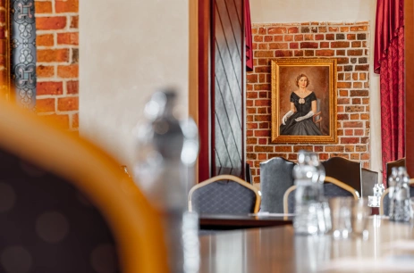 Sala konferencyjna Sala Lustrzana w Zamek w Uniejowie, Dom Pracy Twórczej Uniejów