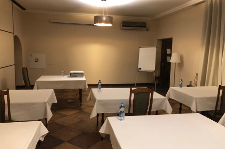 Sala konferencyjna Sala konferencyjno-bankietowa „Lubelska" w Zajazd Marta Kraśnik
