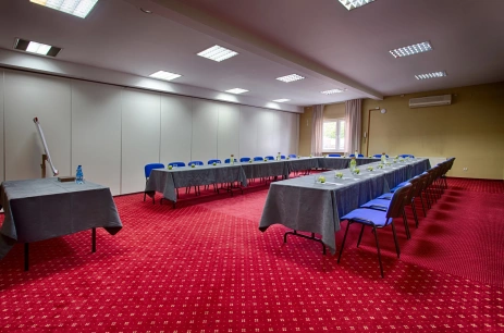 Sala konferencyjna Sala Szmaragdowa A w Hotel Kuźnia Napoleońska Paprotnia